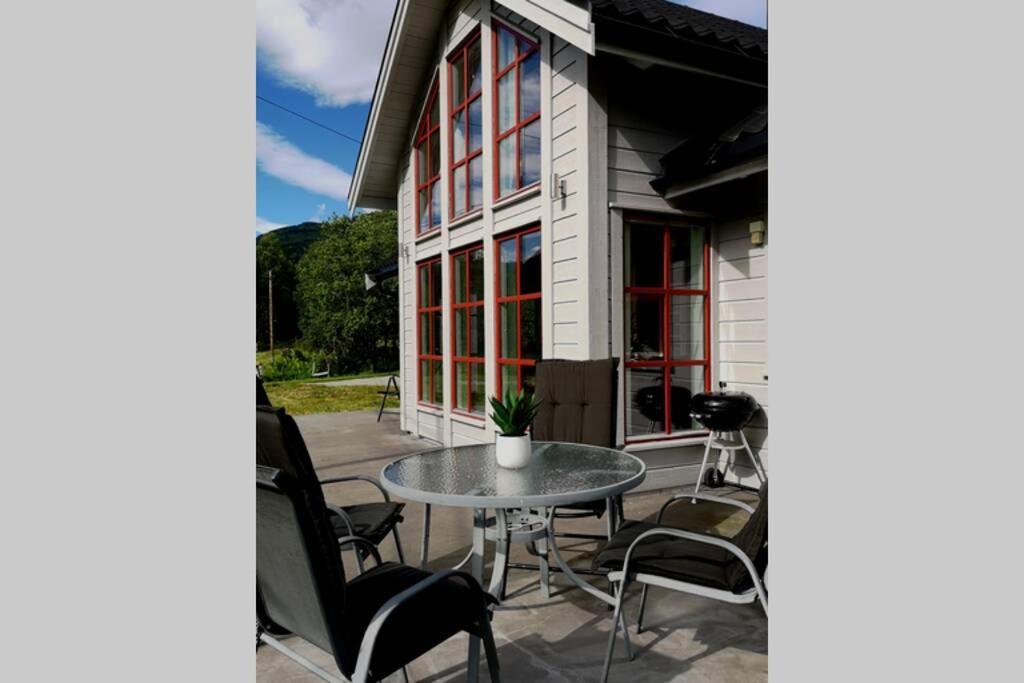 Casa Kleiv I Sogndalsdalen Villa Buitenkant foto